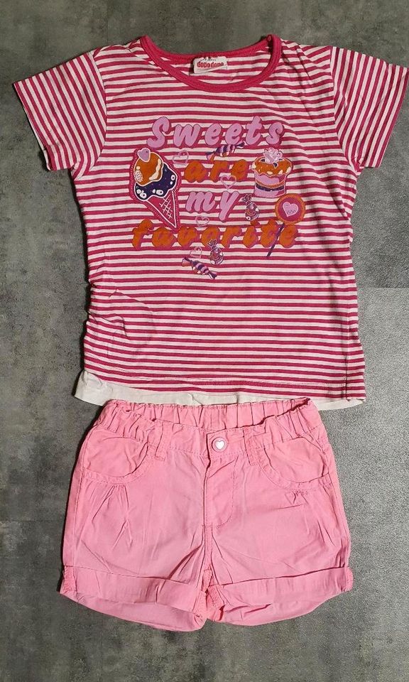 Kleiderpaket Größe 104 110 Set Outfit Shorts T-Shirt kurze Hose in Heusweiler