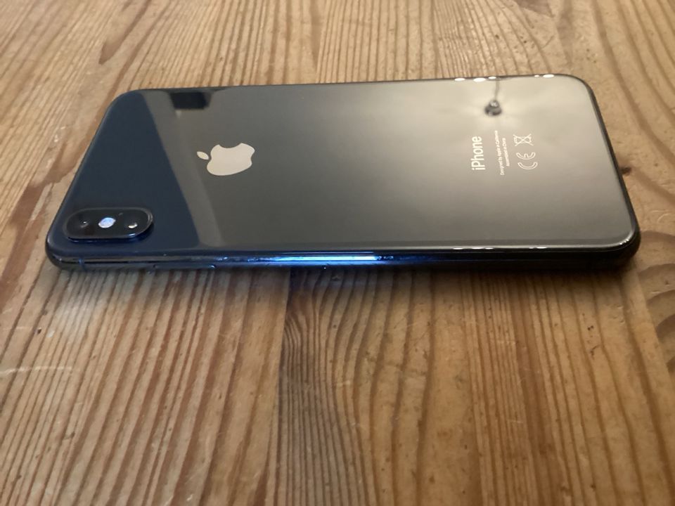 iPhone XS Max 64GB in Geisingen