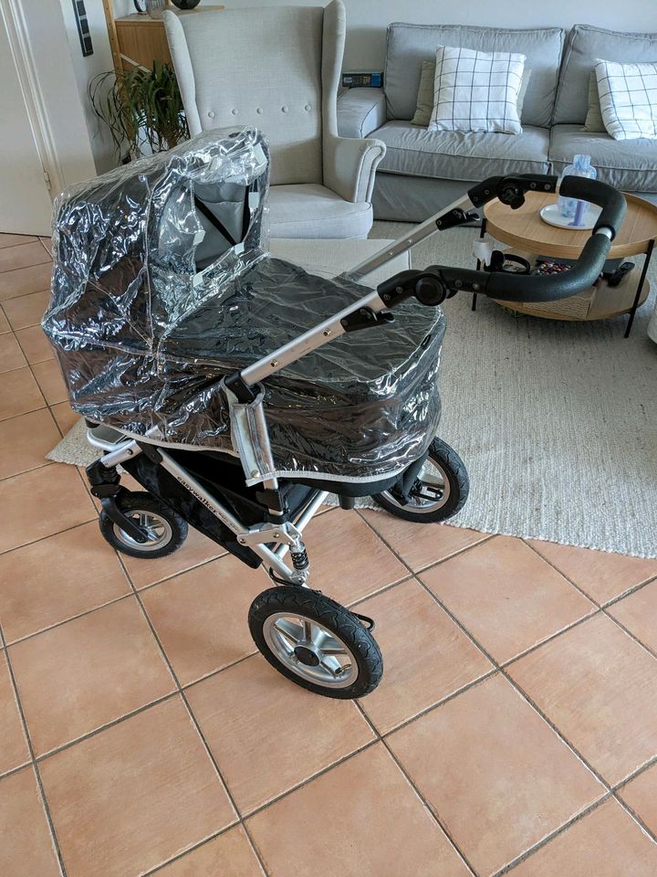 Easy Walker qtro schwarz Kinderwagen, viel Zubehör in Gronau (Westfalen)