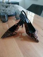 Pumps Slingpumps Schuhe  Gr 38 Damen neu ungetragen H&M Nordrhein-Westfalen - Arnsberg Vorschau