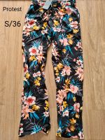 Protest Sommer Hose Strand Gr. 36 / S Blumenmotiv *NEU* Bayern - Weiden (Oberpfalz) Vorschau