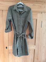 Kleid Cord-Optik Größe 40/42 Niedersachsen - Bückeburg Vorschau