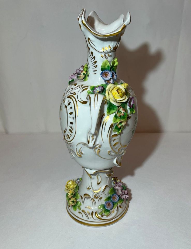 TOP Antike Sitzendorfer Porzellan Vase Blumenvase Rose Weiß 37cm in Sankt Augustin