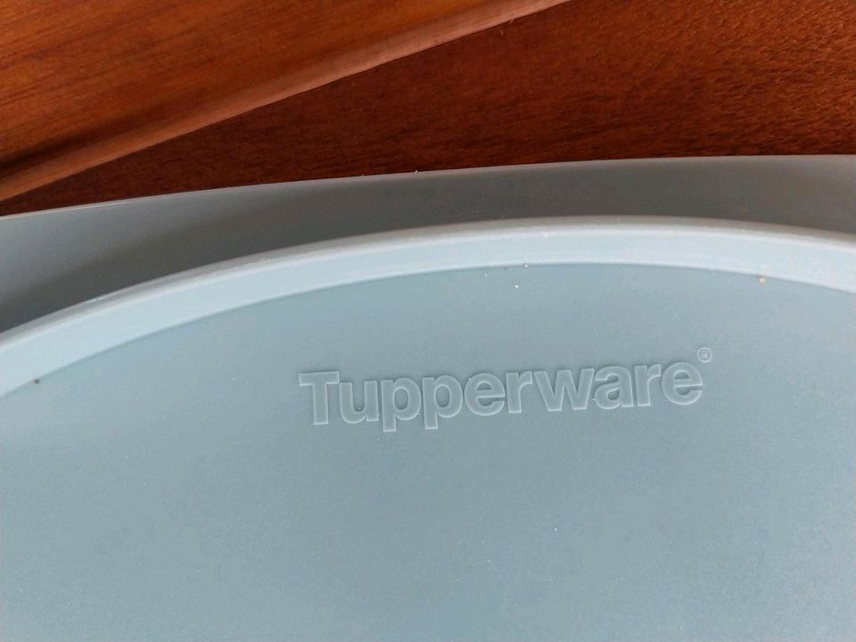 Tupperware Frischhaltebox in Berlin