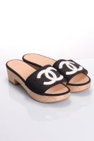 CHANEL PANTOLETTEN 41 CHA NEL Sandalen G27145 Mules RATENKAUF Kr. München - Grünwald Vorschau