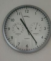 Quartz Wanduhr Nordrhein-Westfalen - Hilden Vorschau