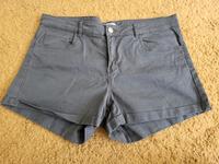H&M kurze Jeanshose Saarland - Oberthal Vorschau