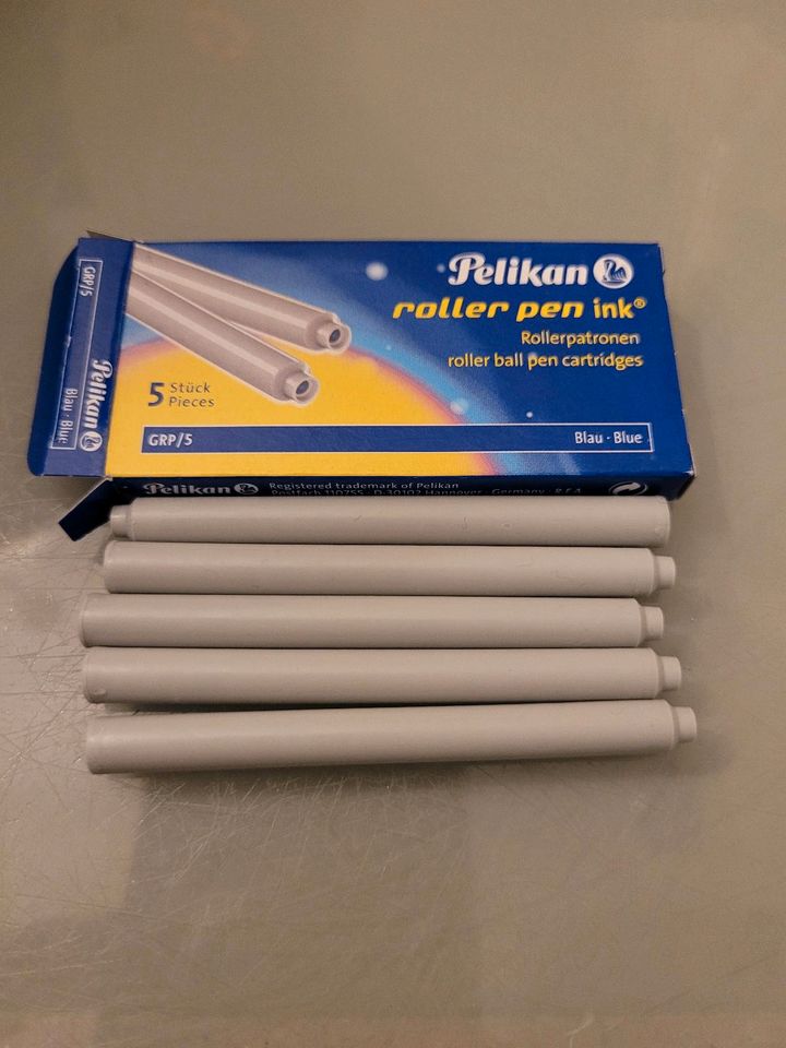Roller Pen von Pelikan ( GRP/5 Blau) in Hamburg