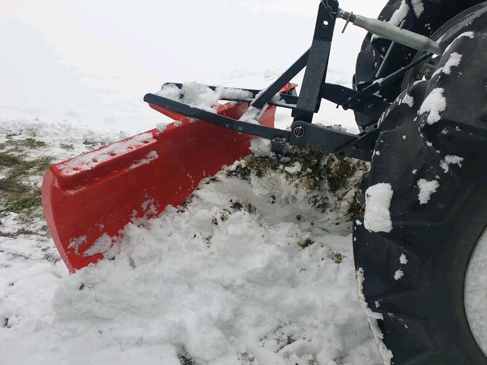 Schnee Schiebeschild heckschiebeschild traktor dreipunkt NEU in Rückersdorf