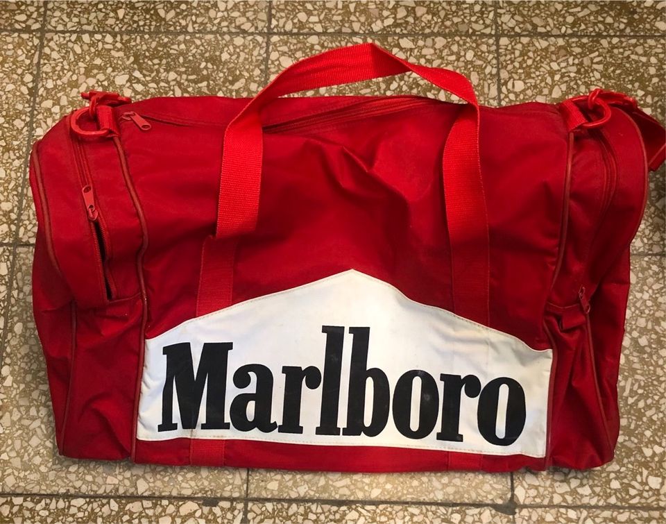 Vintage Marlboro Sporttasche in Dortmund