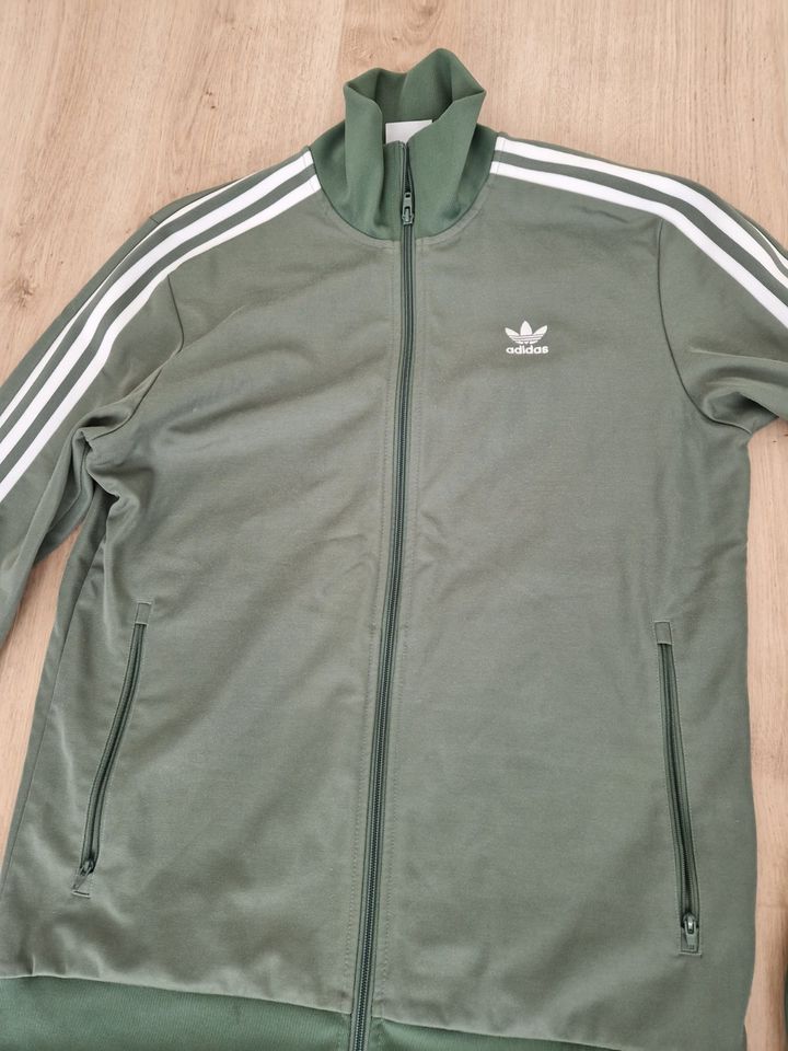 Adidas Beckenbauer Trainingsanzug Gr. M Hose Jacke grün in Köln