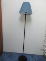 Stehlampe, hellblauer Schirm, Ikea, Beleuchtung Baden-Württemberg - Heddesheim Vorschau