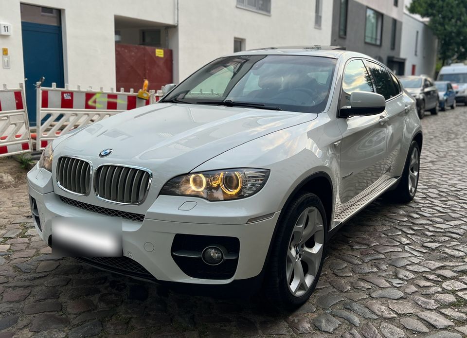 BMW X6 M-Paket in Berlin