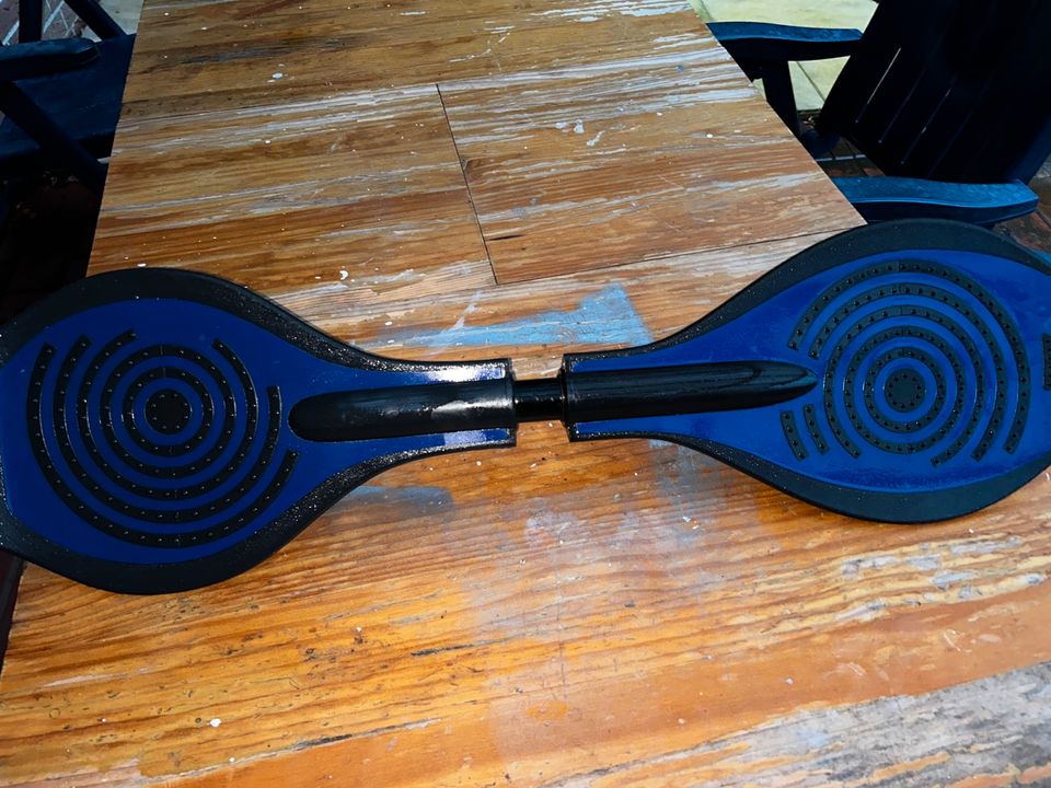 Waveboard blau in Hage