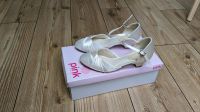 Pink Paradox Brautschuhe Ivory Satin Pumps Riemchen Gr 36 Niedersachsen - Achim Vorschau