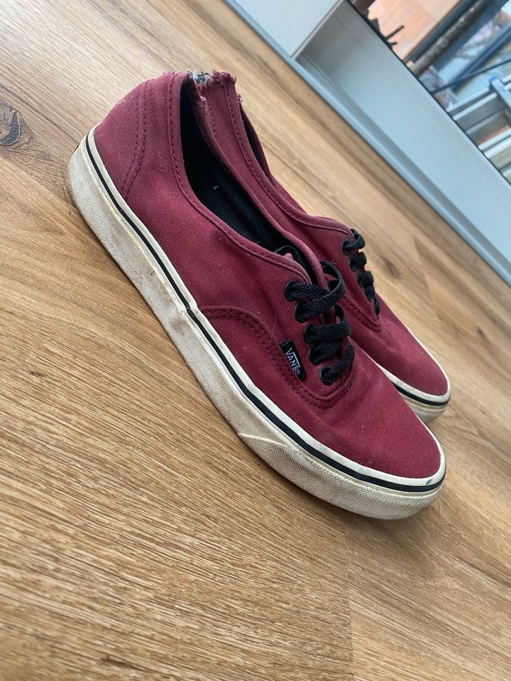 Rote Vans 39 Sneaker in Hirschaid