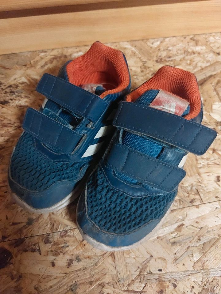 Adidas Sneaker Turnschuhe blau Petrol 24 in Bad Doberan - Landkreis -  Schwaan | Gebrauchte Kinderschuhe Größe 24 kaufen | eBay Kleinanzeigen ist  jetzt Kleinanzeigen