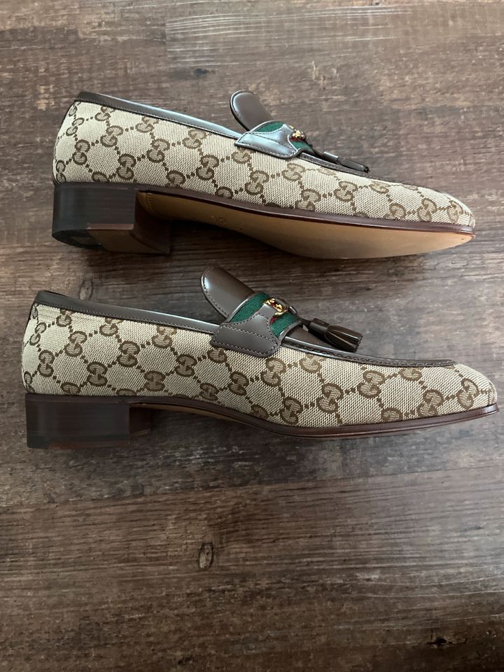 Gucci Loafer SchuheJordaan braun beige GG canvas monogram Gr 41 7 in München