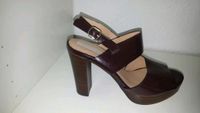 H&M SCHUHE SANDALETTEN BRAUN LEDER GR.38/37 NEU Hessen - Riedstadt Vorschau