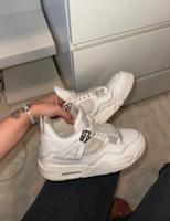 Jordan 4 weis Düsseldorf - Stockum Vorschau
