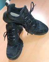 Nike Turnschuhe  38,5 Sachsen - Plauen Vorschau