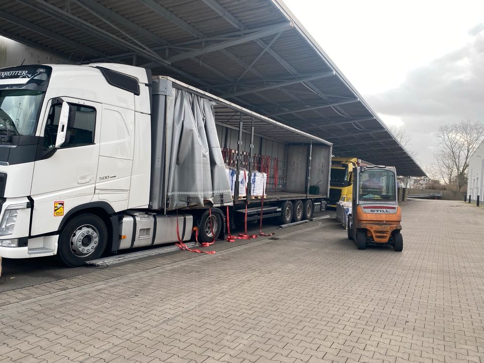 Spedition LKW Transporte in Wuppertal