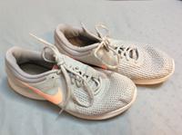 Sneaker von " NIKE " in der Größe 39 Bayern - Zwiesel Vorschau