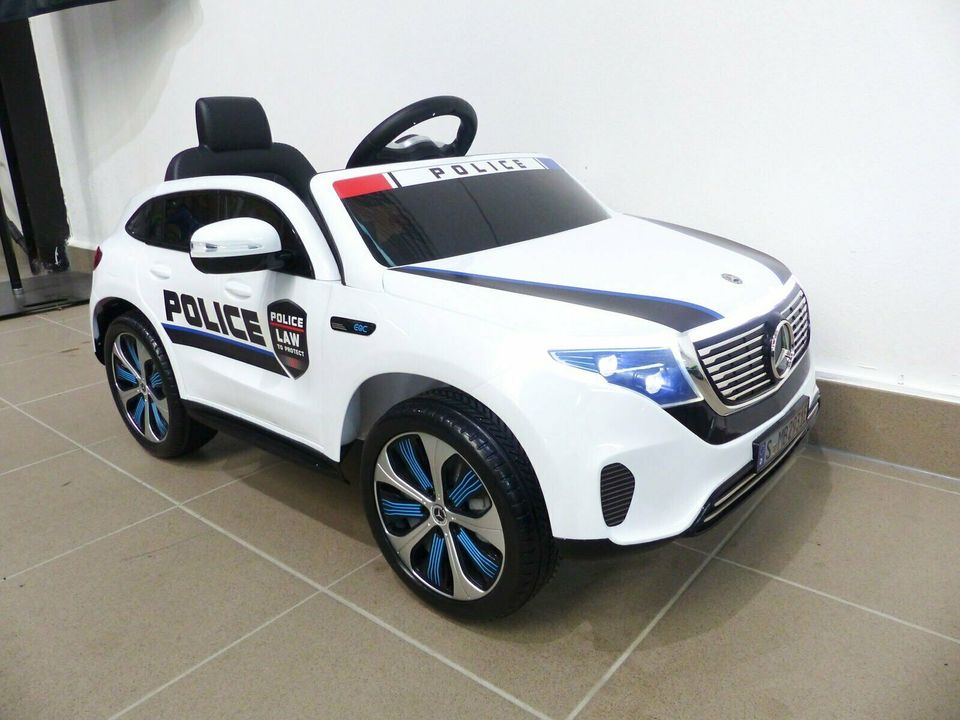 Kinder Elektroauto Mercedes EQC Polizei 2xMotoren MP3 USB Fernst. in Greven