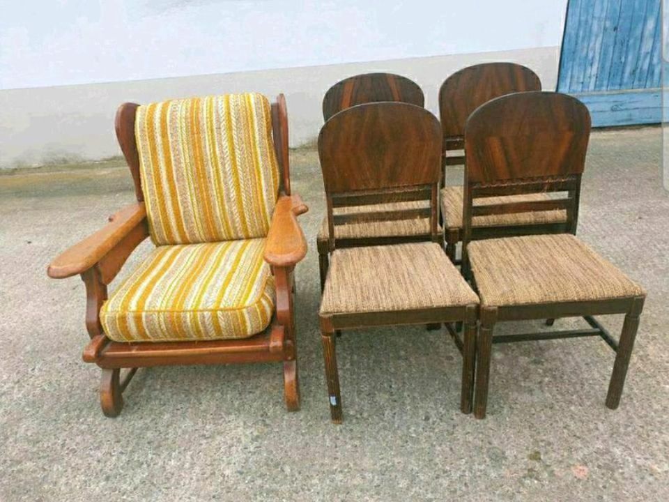 4 Holz Stühle in Pretzfeld