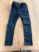 Jeans schwarz H&M 128 Niedersachsen - Diekholzen Vorschau