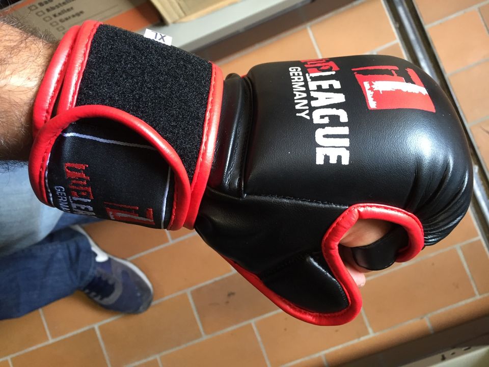 MMA Boxhanschuhe, Topleague aus Leder, neu und unbenutzt, UVP 50€ in Berlin