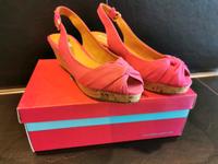 BUFFALO Damenschuhe Girl Schuhe Pumps Gr. 37 Pink Rosa High Heels Nordrhein-Westfalen - Kierspe Vorschau