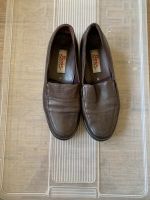 Dunkelbraune Leder Slipper Gr. 39 Berlin - Neukölln Vorschau