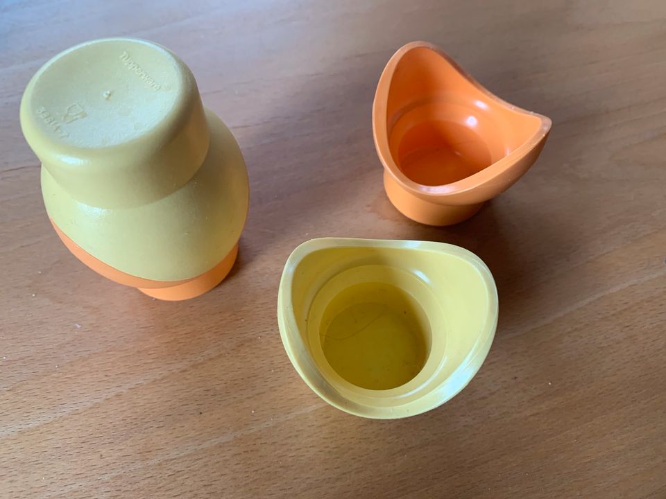 4 Eierbecher Junge Welle Tupperware orange -gelb in Ingelheim am Rhein