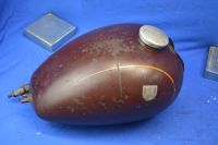 ddr simson sr2 benzintank tank maron rot bobber cafe racer harley Sachsen - Tharandt Vorschau