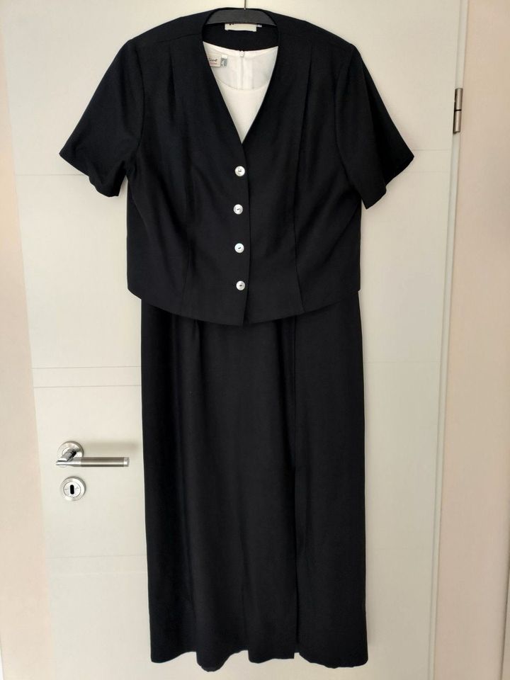 Kleid mit passendemJäckchen, Avitano, Größe 44, gut erhalten, TOP in Oberhausen