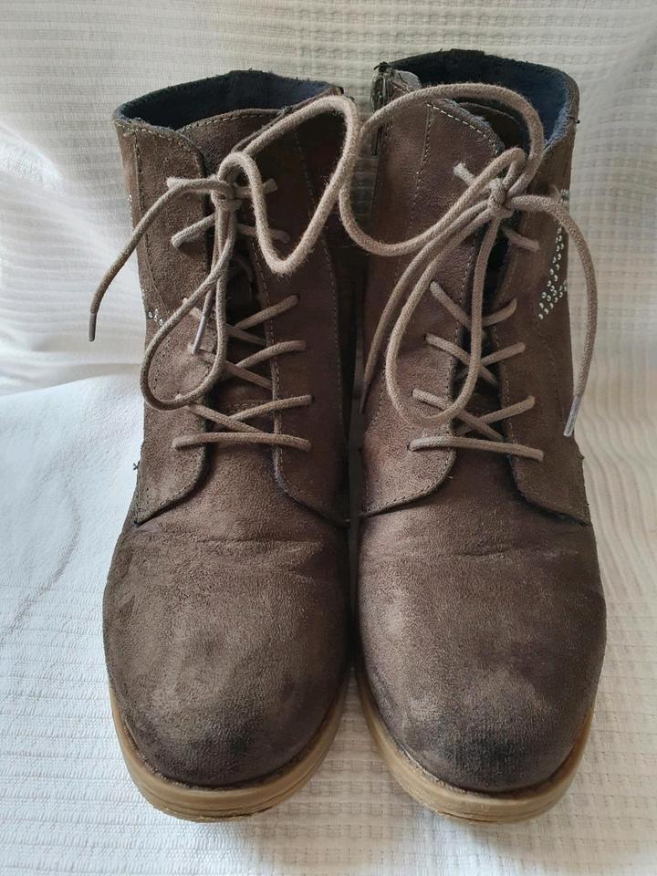 Tom Tailor Stiefeletten khaki Stern Glitzersteine 39 in Wiesbaden