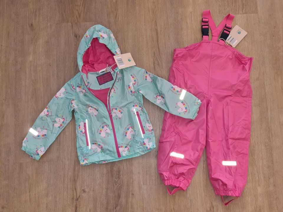 Regenkombi 98/104 Matschhose Regenjacke neu Einhorn Einhörner in Bergisch Gladbach