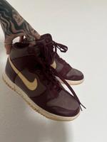 Nike Dunk Bordeaux rot/Beige Thüringen - Altenburg Vorschau