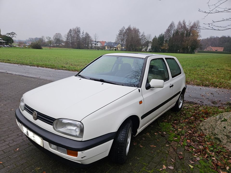 VW Golf 3 GL, wenig km, Oldtimer in Versmold