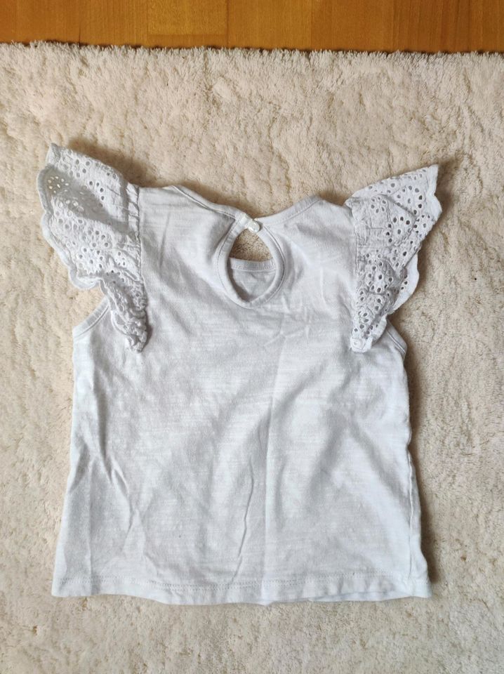 schönes weißes T Shirt H&M Gr 86 Oberteil Tunika Volants Spitze in Landsberg (Lech)