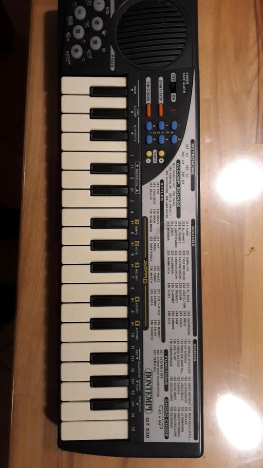 Keyboard Bontempi 32 Keys Digital in Neudrossenfeld