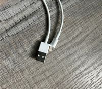 Original Apple Ladekabel Lightning auf USB Baden-Württemberg - Ludwigsburg Vorschau