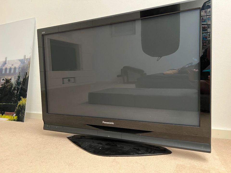 Panasonic Viera TH-42PX71E 106 cm (42 Zoll) Plasma TV in Nienberge