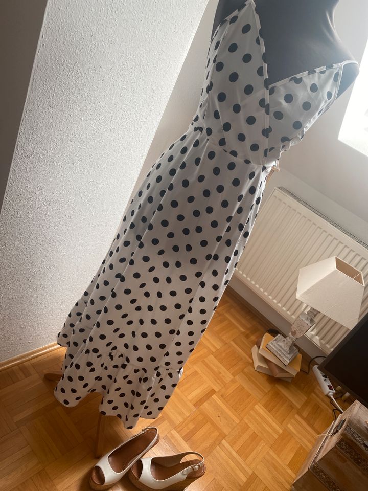 Sommerkleid italy Kleid Punkte Dots Uni M weiß schwarz Neu in Gröbenzell