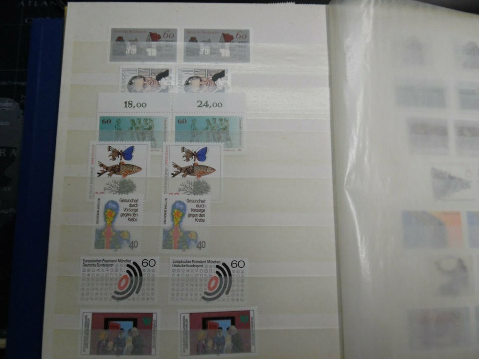 Briefmarkenalbum mit 175 Briefmarken in Niedermohr