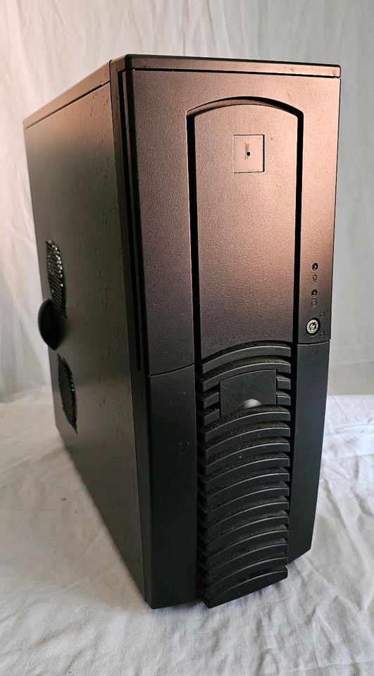 ⏩️ Desktop PC -AS Rock - LG -Chieftec Dragon- 4GB RAM -GeForce ⏪️ in Freden