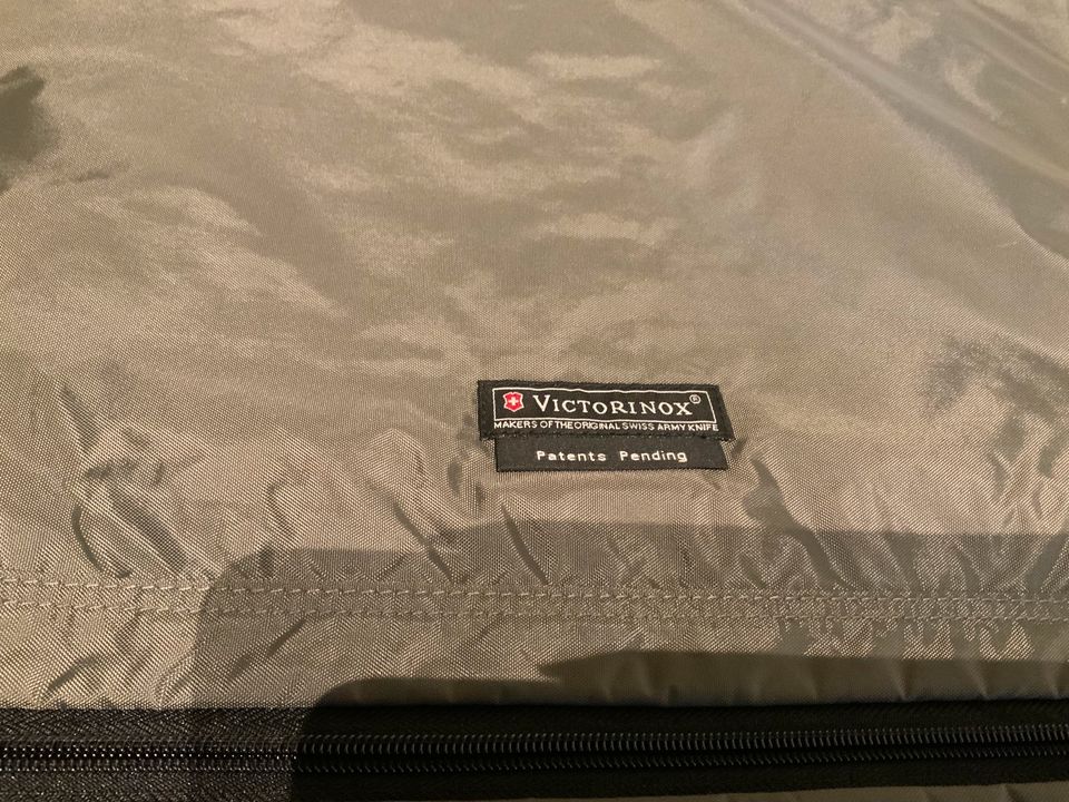 Kleidersack VICTORINOX Werks Traveller / Handgepäck in Meerbusch