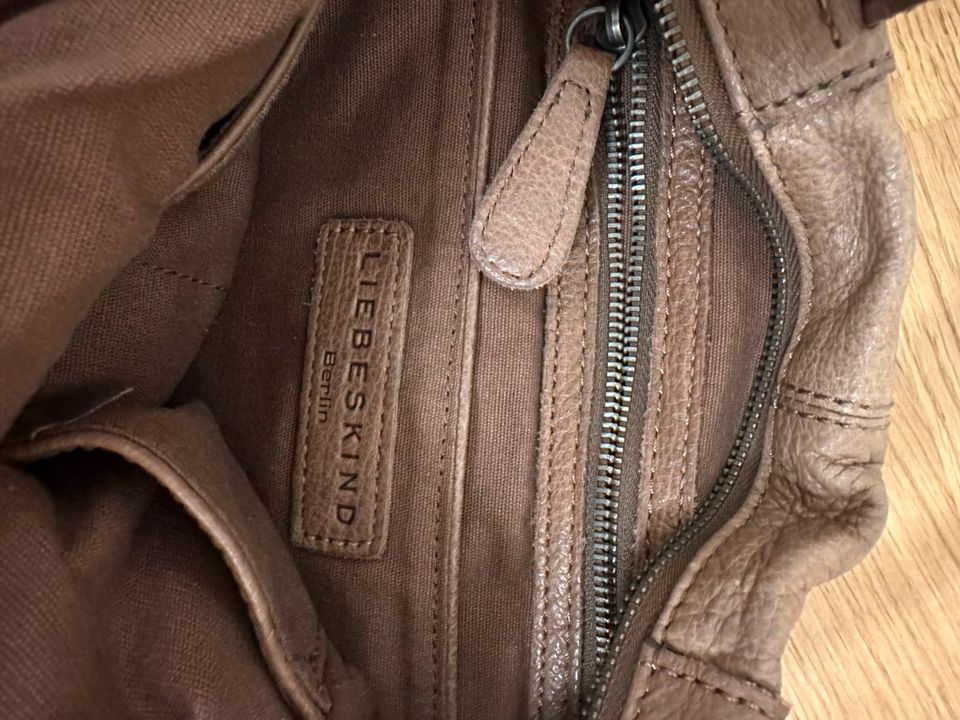 LIEBESKIND Leder Tasche Braun mit viel Stauraum TOP ! in Wiesbaden