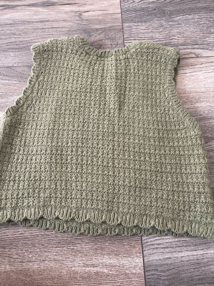 Häkel Pullover ZARA Gr.110 NEU in Essen